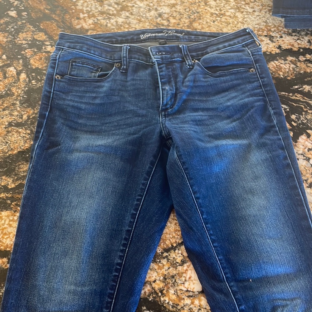 Universal threads skinny jeans